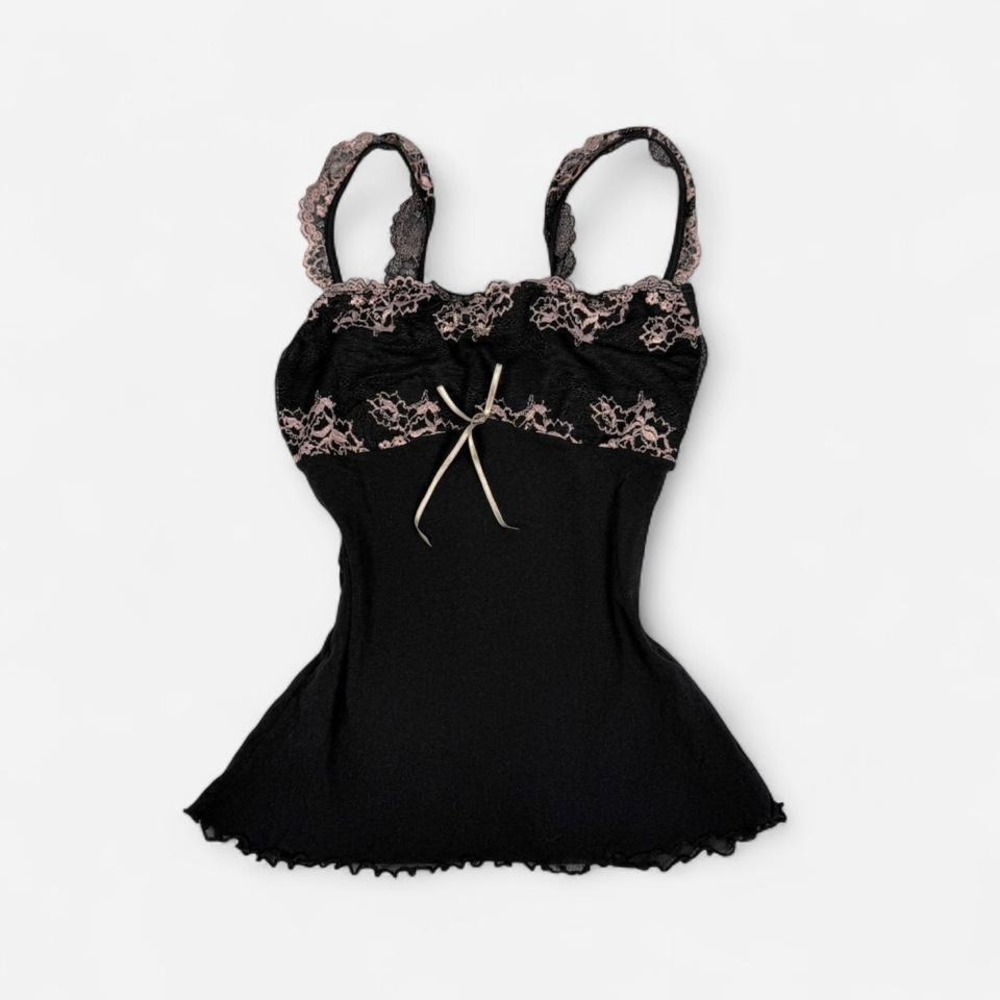 y2k Gilligan & O'Malley black lace mesh cami top with dusty pink embroidery